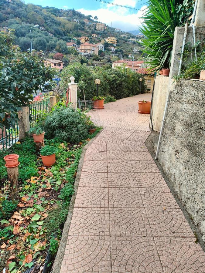 Casa Sanremo Tiziano Parking Gratis Spiaggia 15 Minuti A Piedi エクステリア 写真