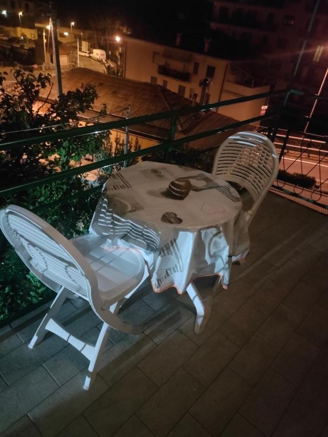 Casa Sanremo Tiziano Parking Gratis Spiaggia 15 Minuti A Piedi エクステリア 写真