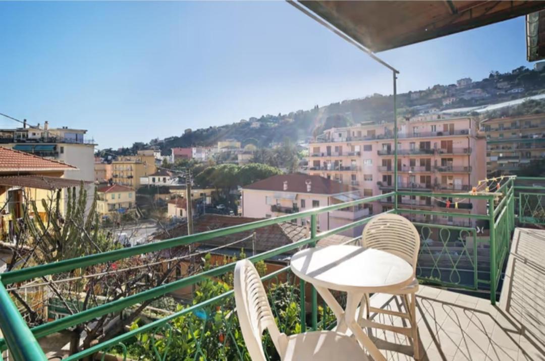 Casa Sanremo Tiziano Parking Gratis Spiaggia 15 Minuti A Piedi エクステリア 写真